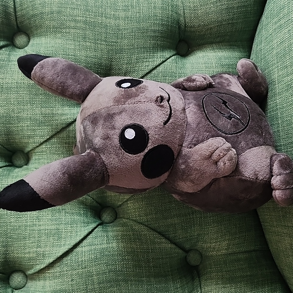 Pokemon Pikachu Plush - Picture 8 of 13